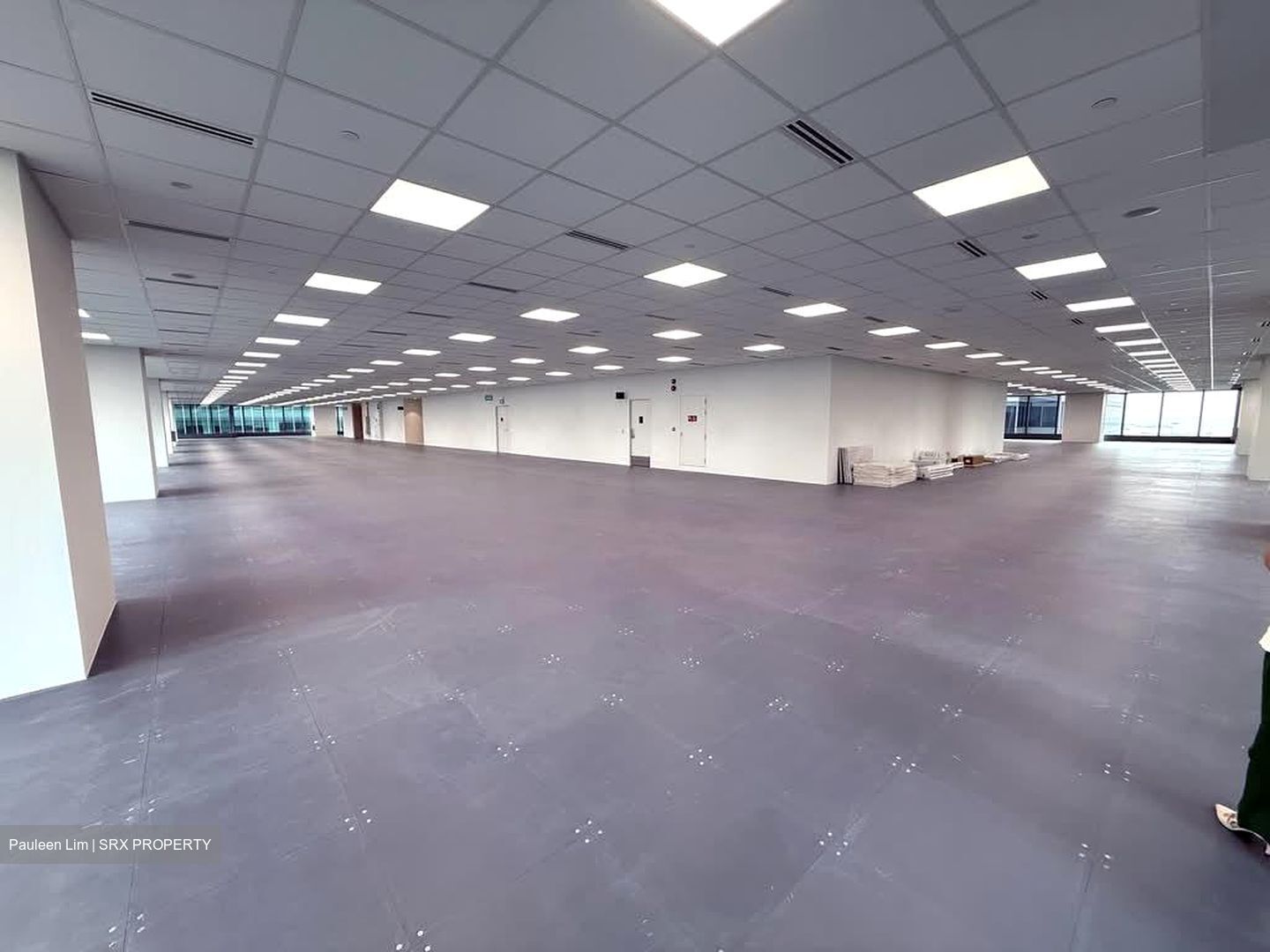 Central Boulevard (D1), Office #588079851